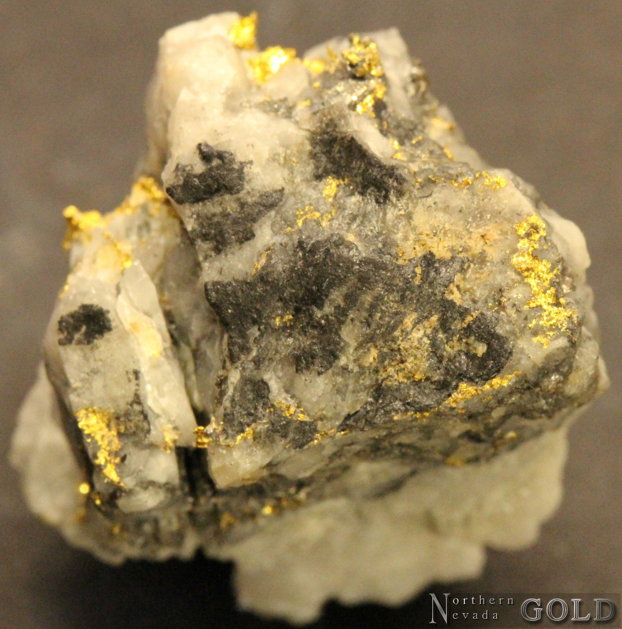 Specimen Gold 4390